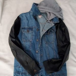 Kids denim jacket with faux leather sleeves